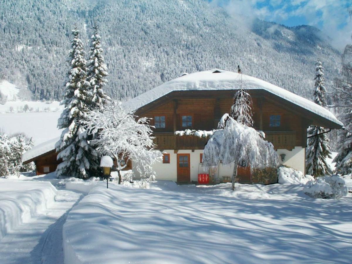 Chalets Zoehrer - Wohnen Am Wasser Weissensee Exterior photo